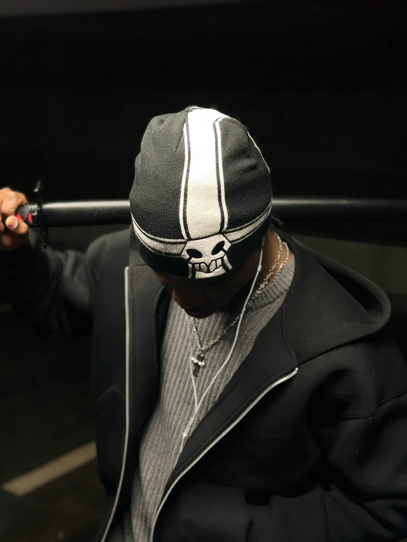MASK CROSS BEANIE