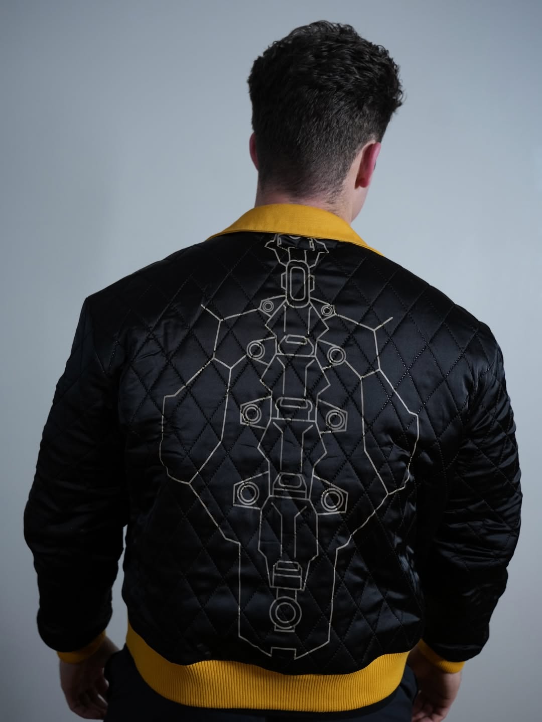 VOID EDGE REVERSIBLE JACKET