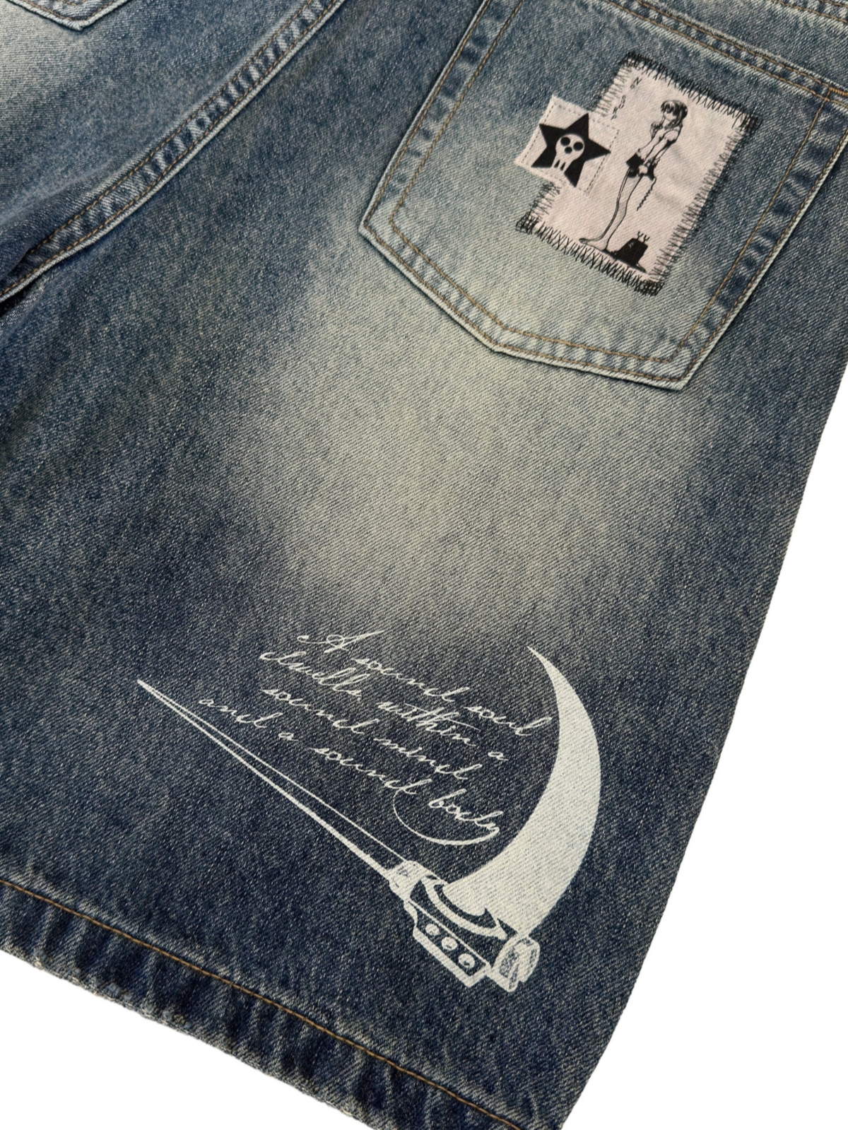 VOID PATCH DENIM SHORTS