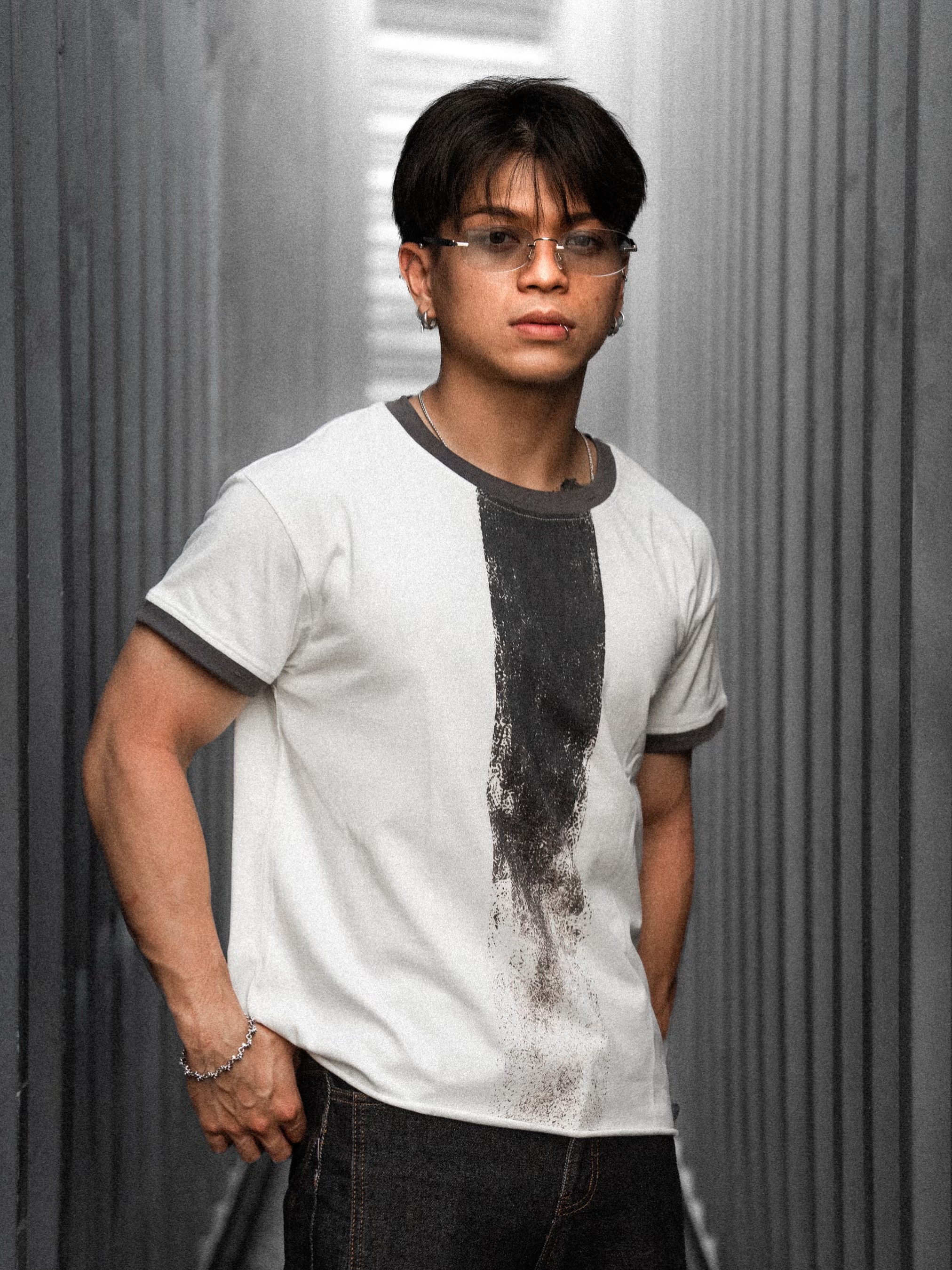 ASH COLUMN TEE