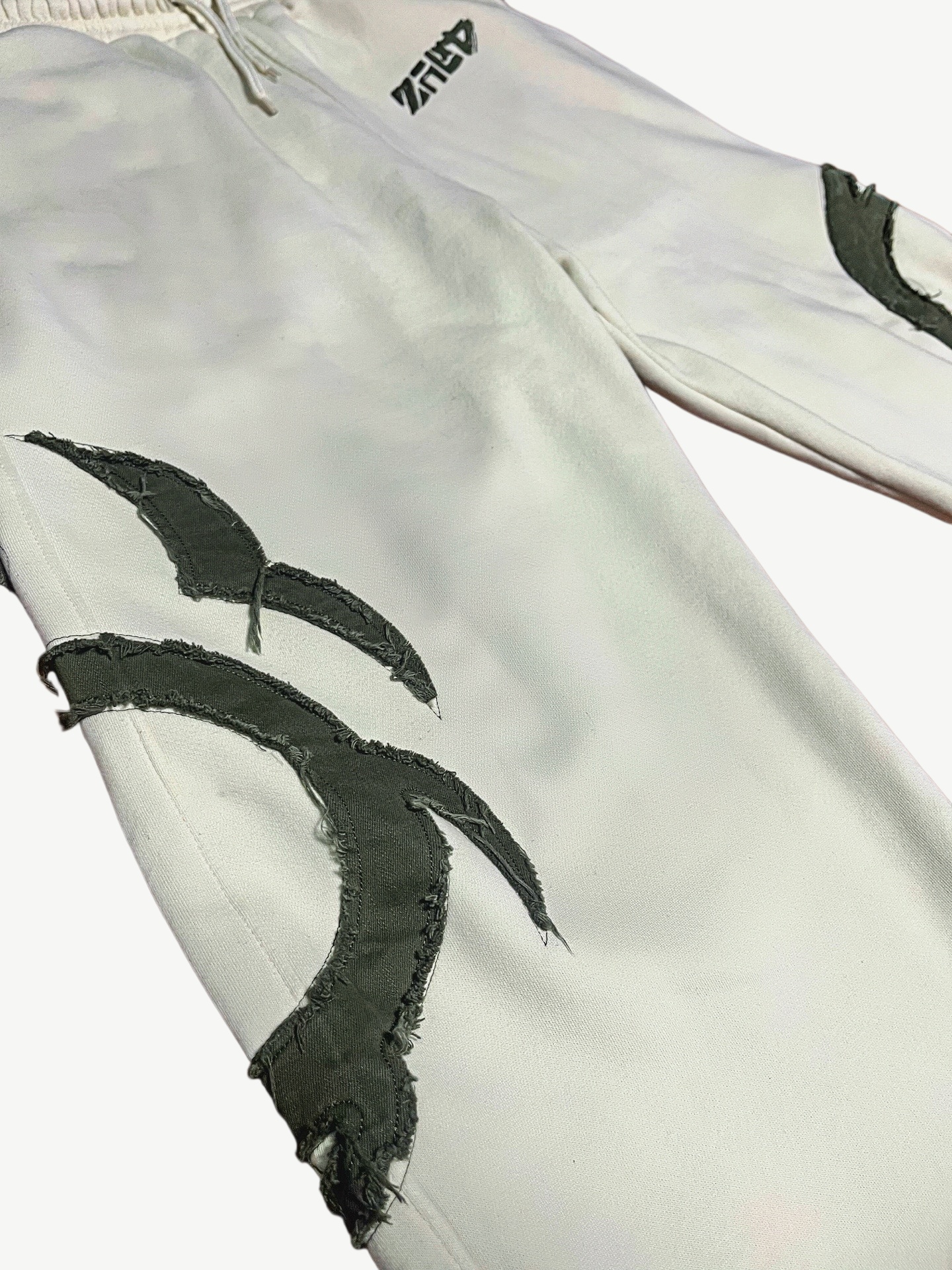 【Preorder】Abyss Rift Sweatpants -Ship on Feb 27th