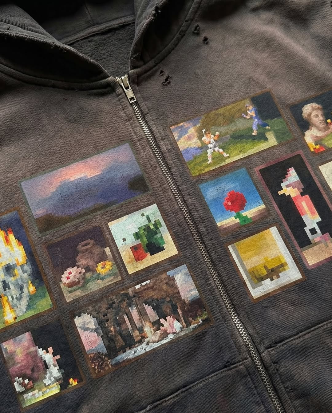 GALLERY PIXELS ZIP UP