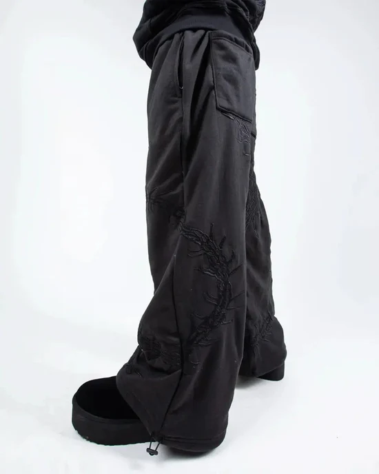 “GHOUL” SWEATS | BLACK