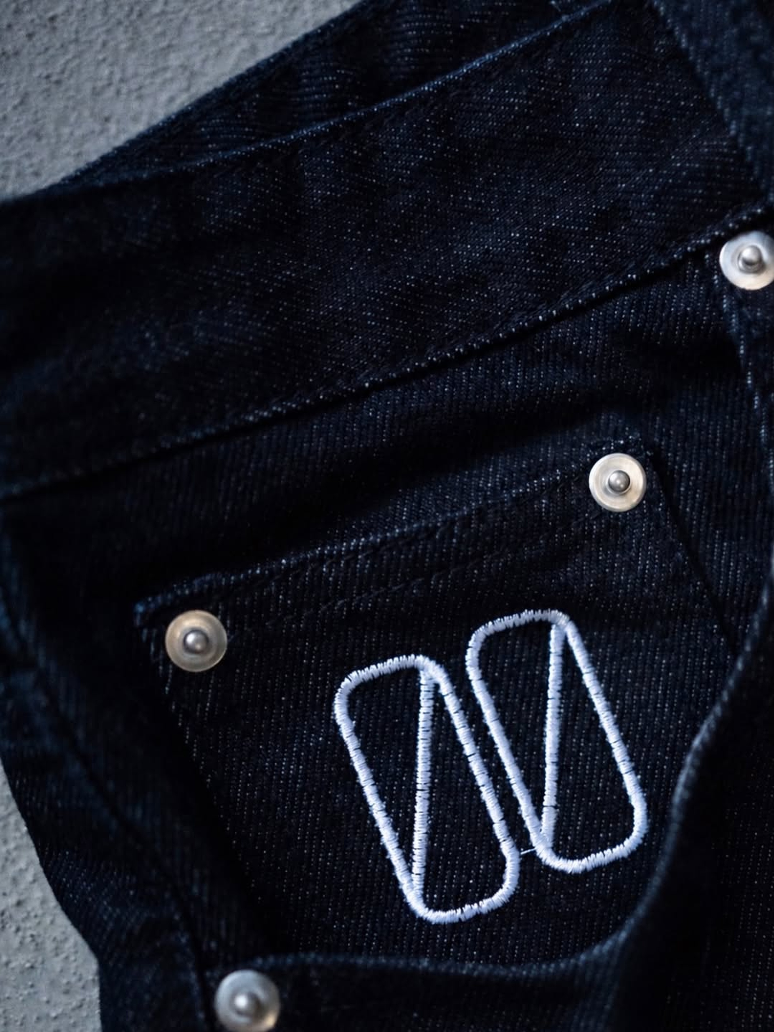 00 JEANS