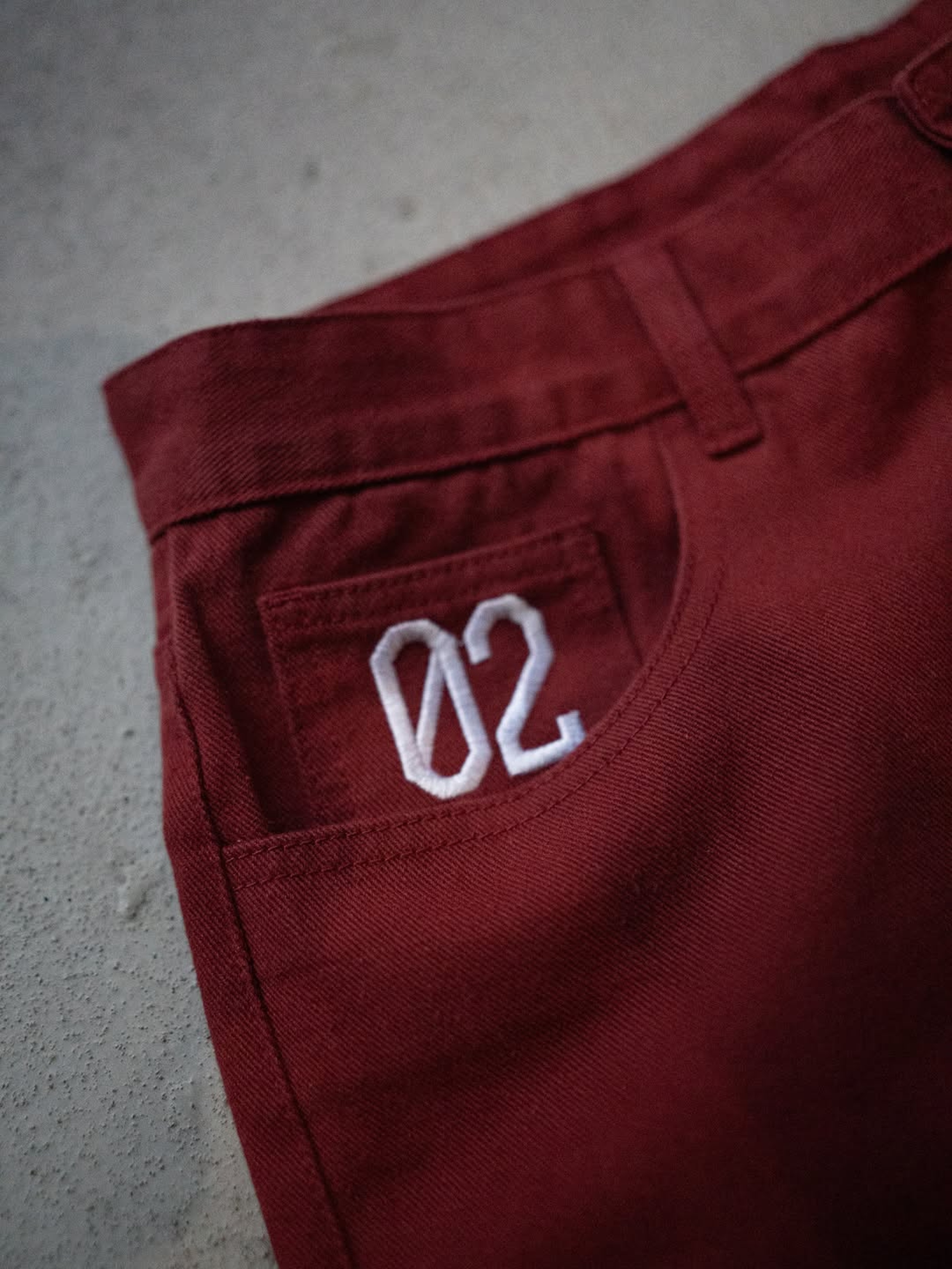 02 JEANS