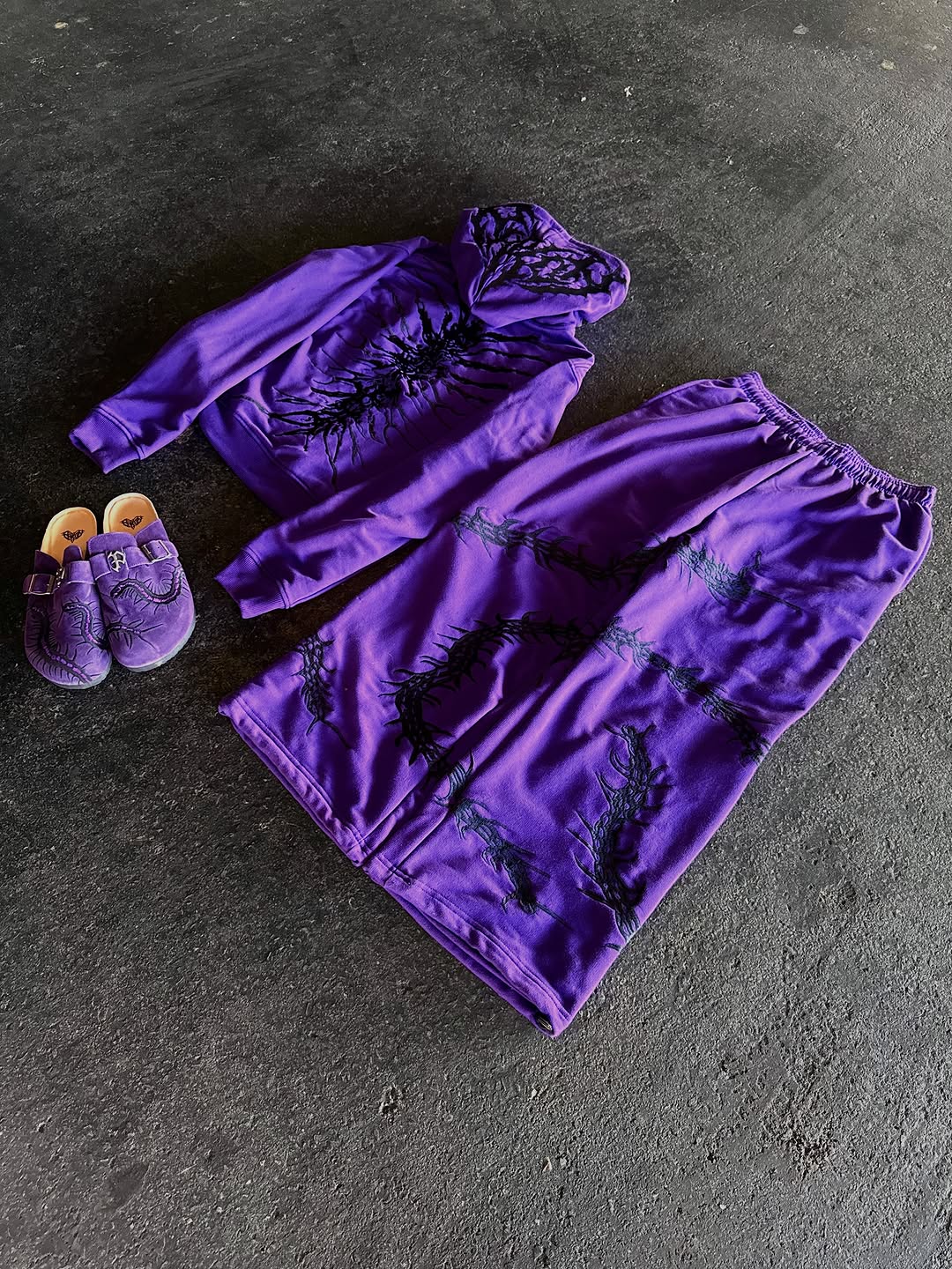 “GHOUL” ZIP-UP TRACKSUIT | PURPLE
