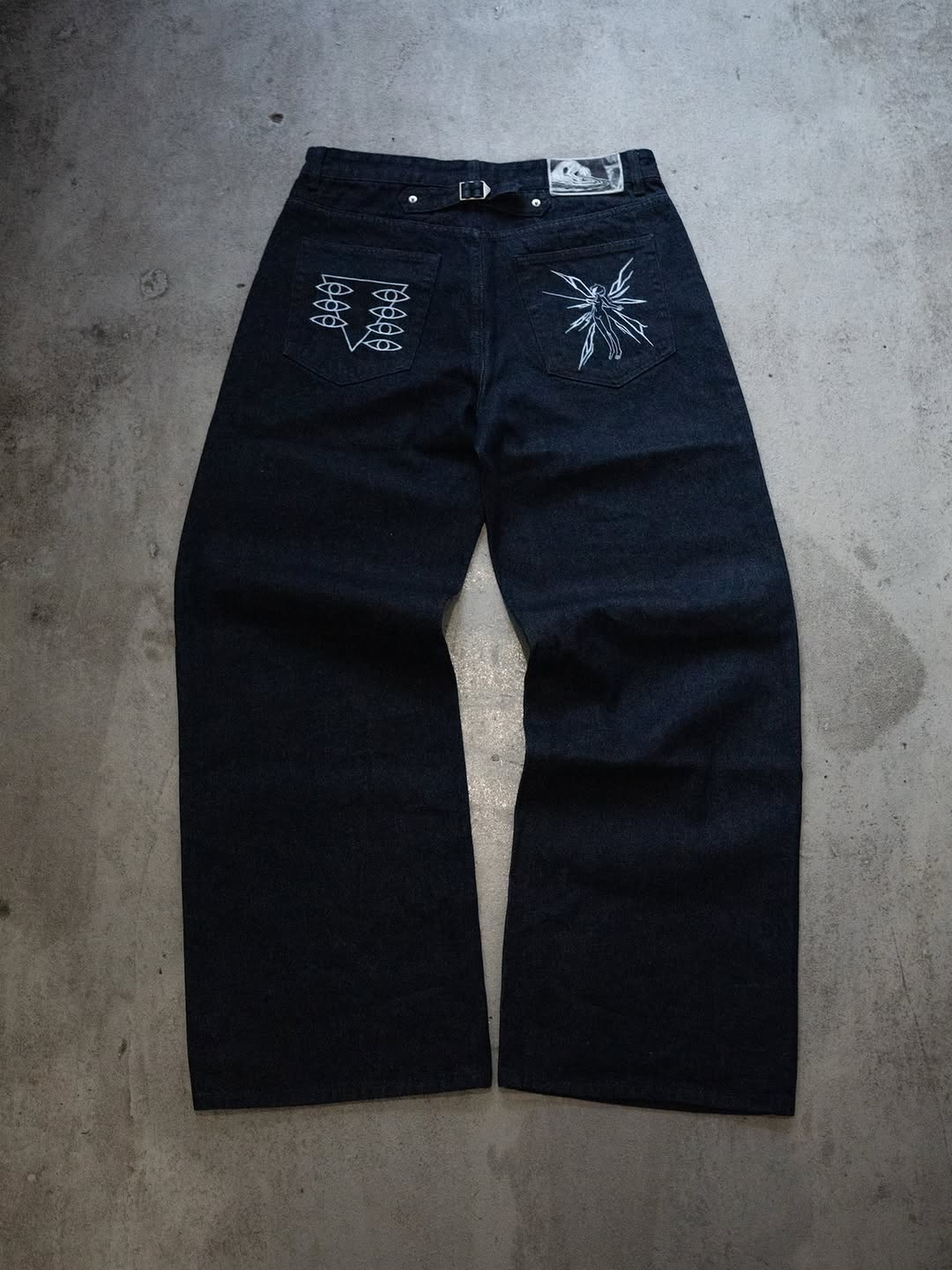 00 JEANS