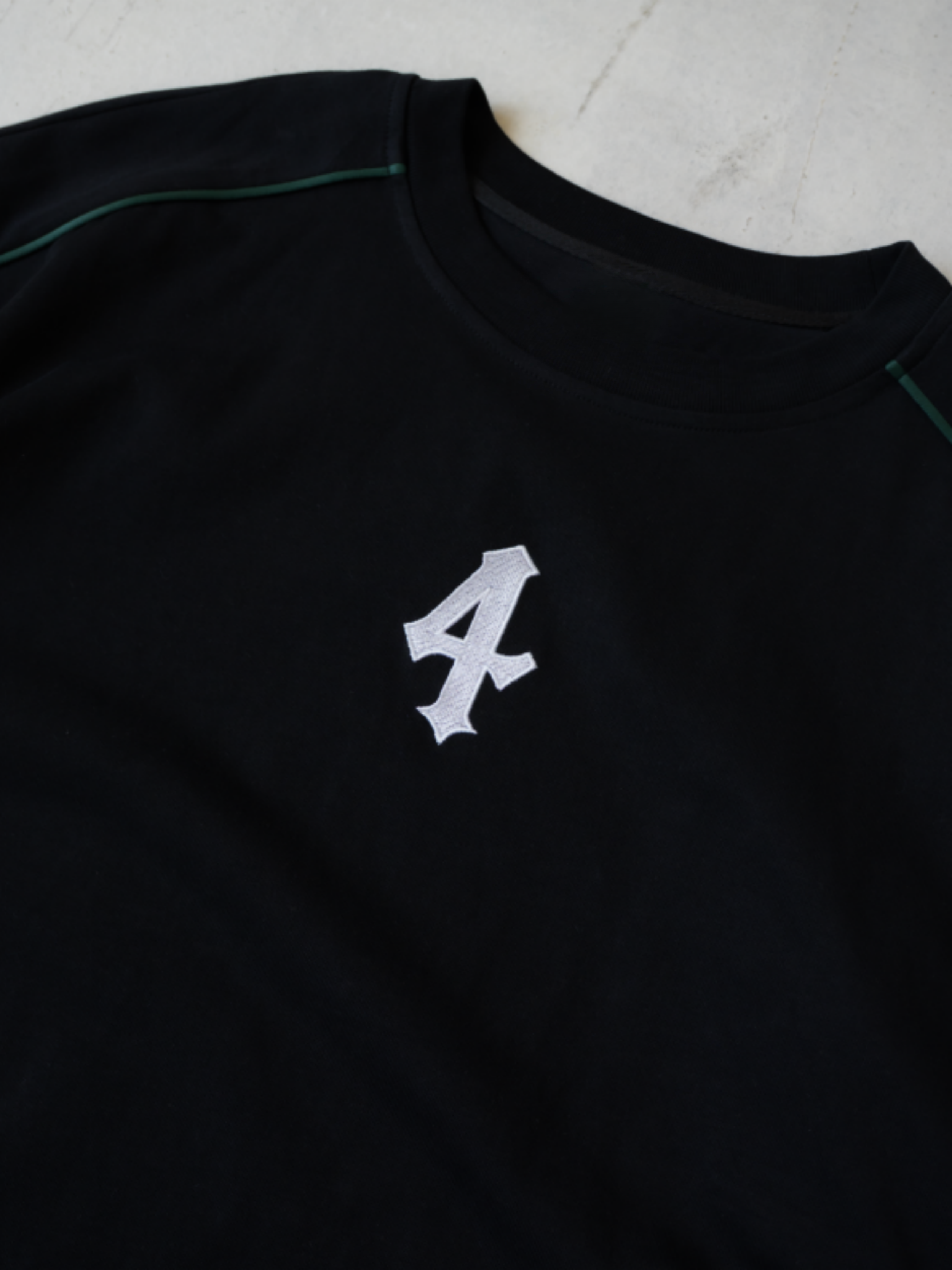 HOLLOW VOID T-SHIRT