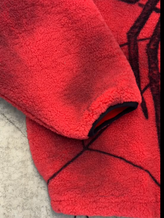  THE SPIDER FLEECE