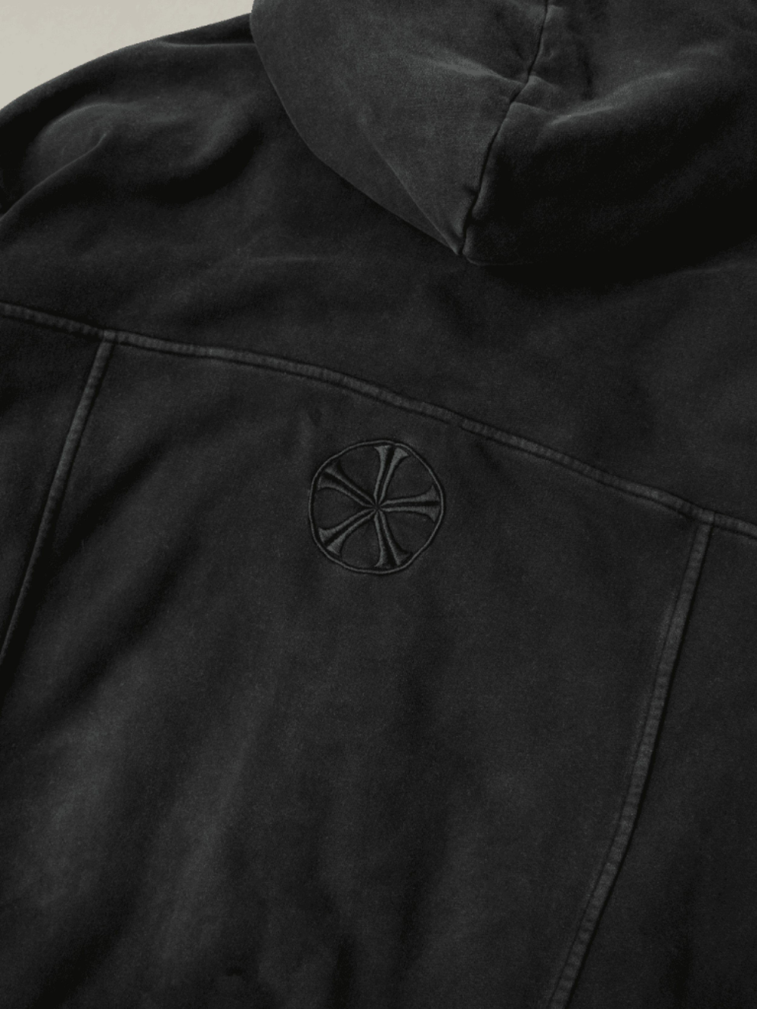CROWN MARK ZIP-UP