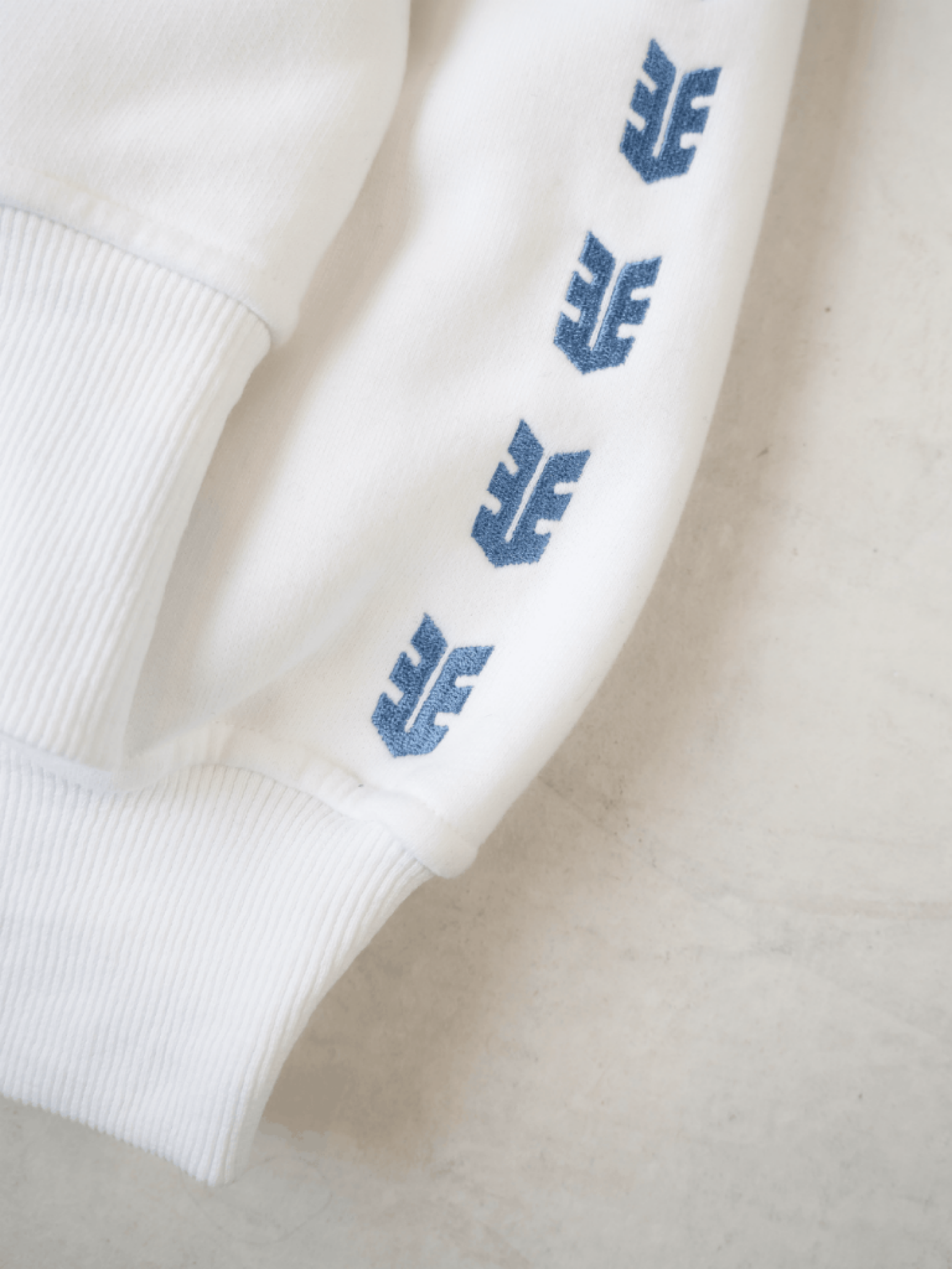AZURE FLOW TRACKSUIT