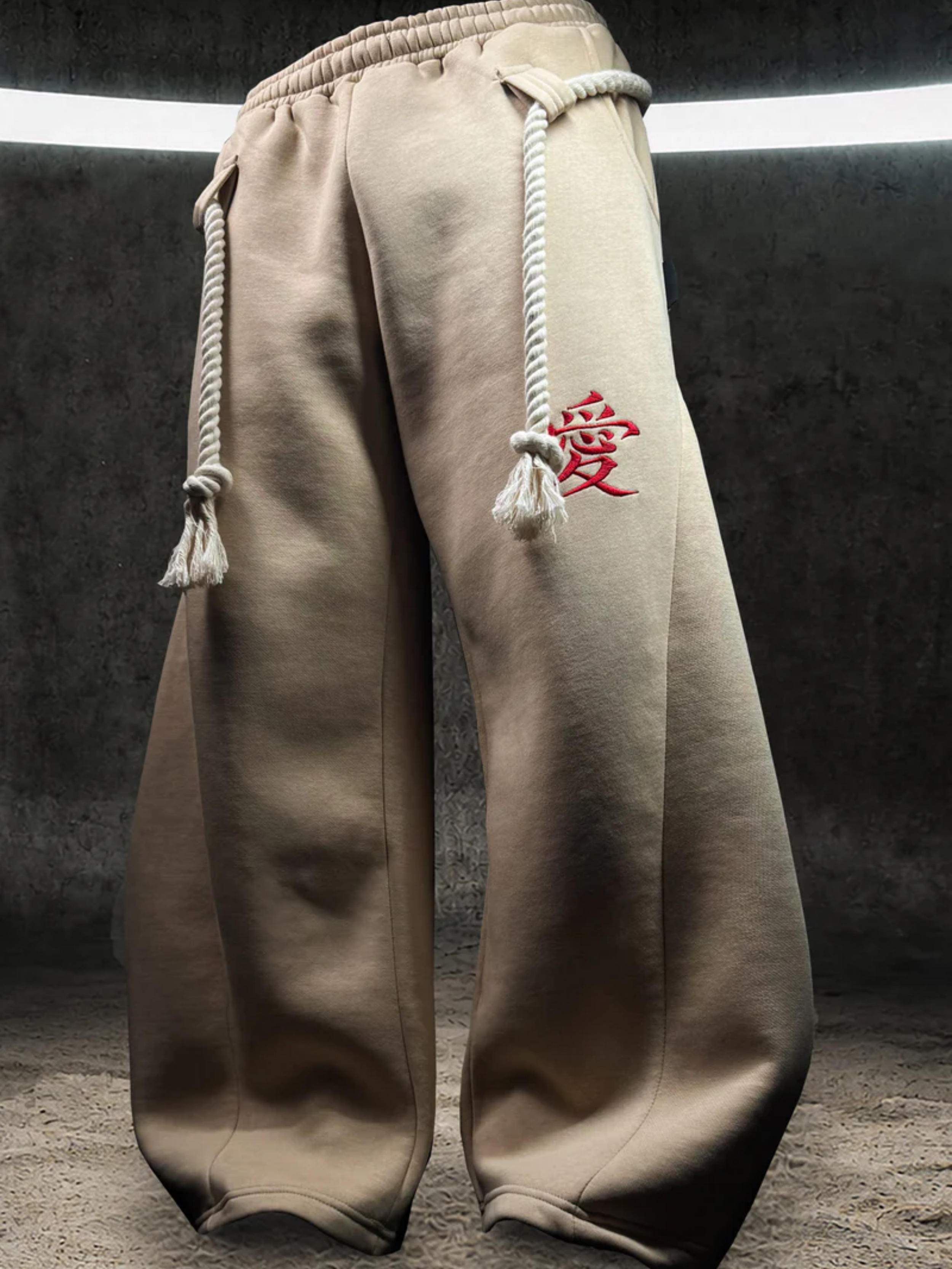 LOVE CORE BARREL PANTS