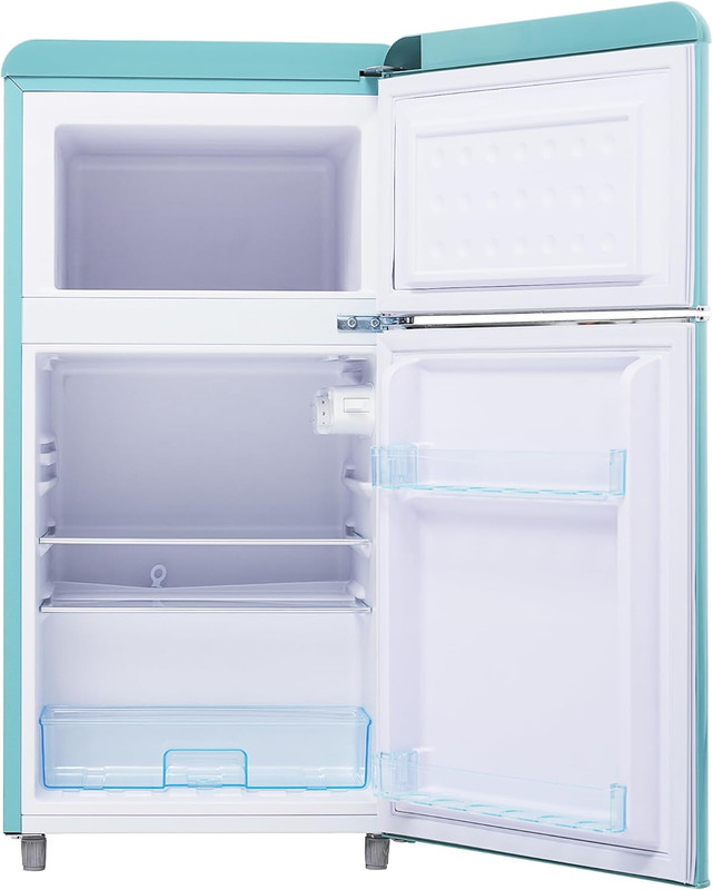 Refrigerador Retro Doble Puerta — 72L, Congelador 21L, Clase E, LED, 39 dB
