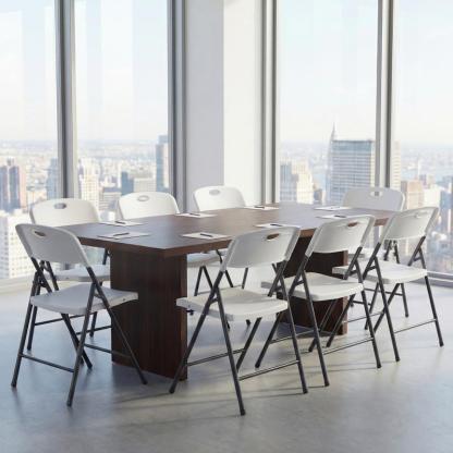 Sillas plegables de plástico Sweet Furniture F con capacidad para 150 kg, sillas plegables de metal resistentes, fáciles de usar y almacenar.
