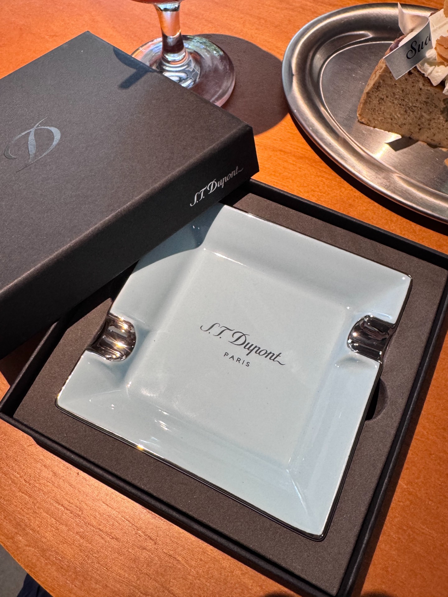 Paris Classic Ceramic Ashtray Gift Set | Luxury Dual-Rest Ashtray with Gift Box