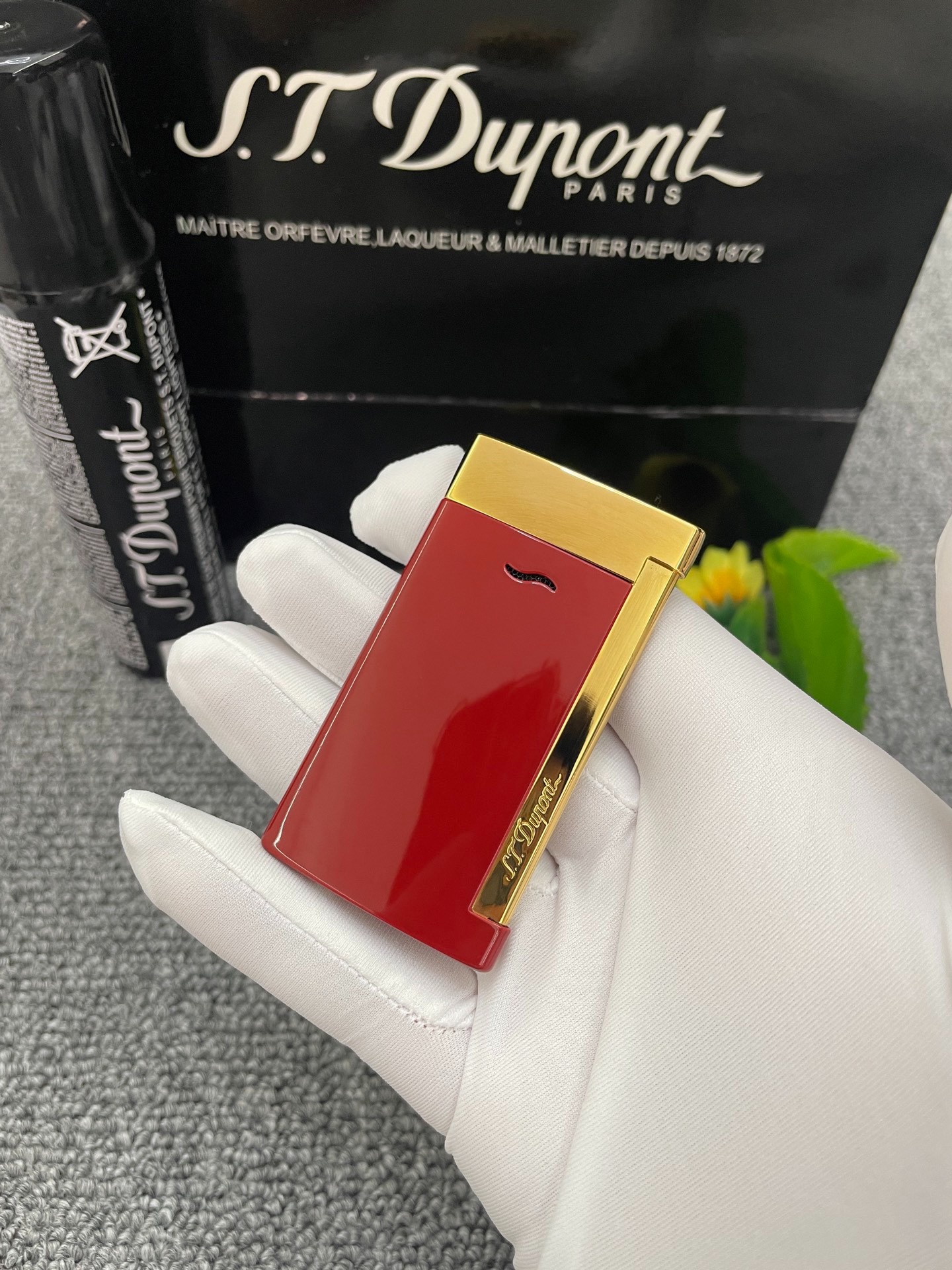 Slim 7 Red Gold Ultra-Thin Butane Lighter | Luxury Pocket Lighter