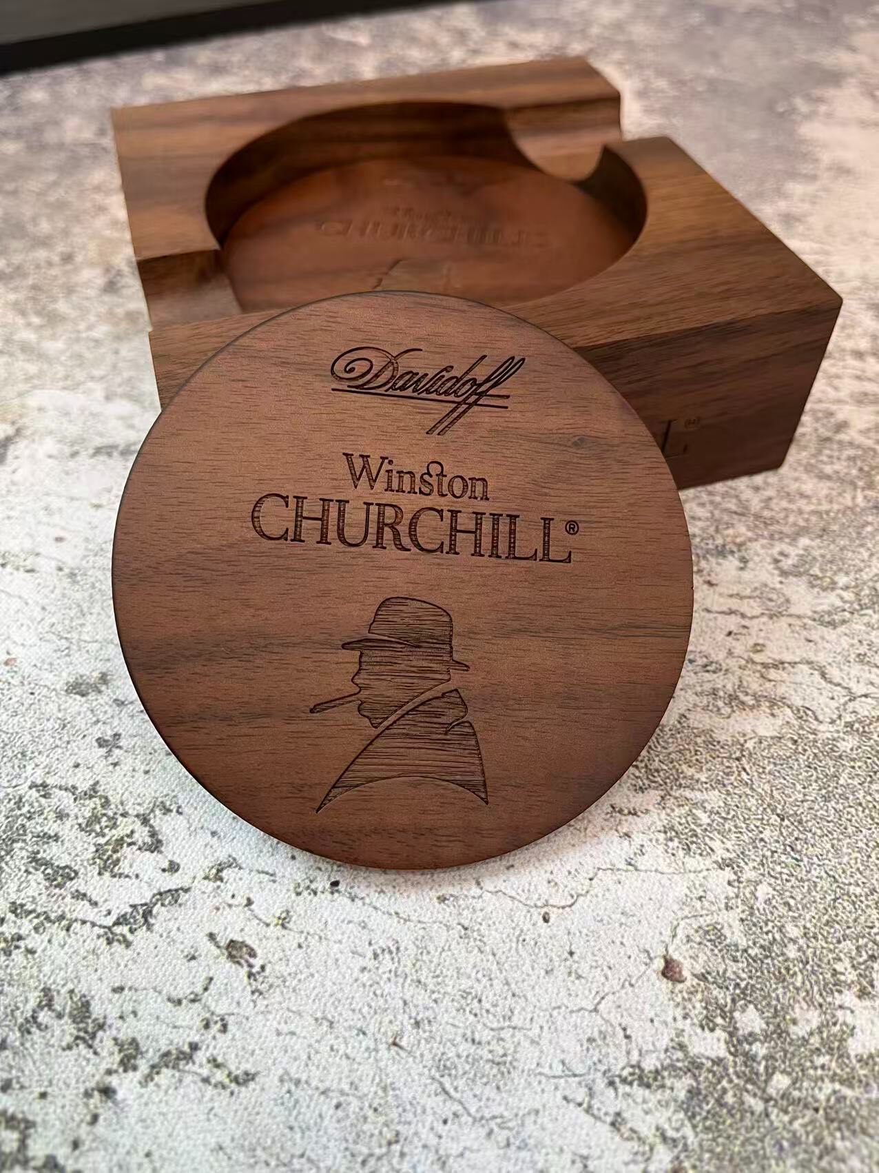 DF Winston Churchill Walnut Cigar Ashtray Set