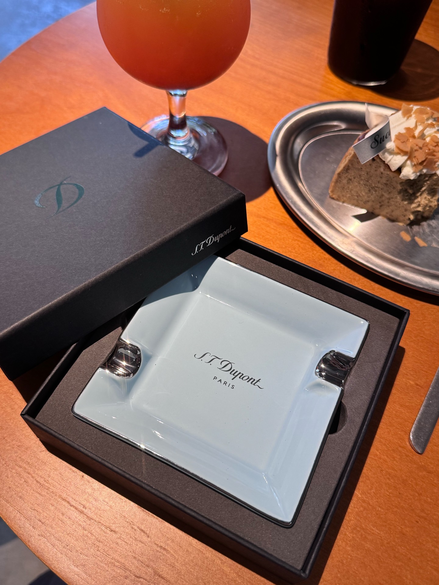 Paris Classic Ceramic Ashtray Gift Set | Luxury Dual-Rest Ashtray with Gift Box