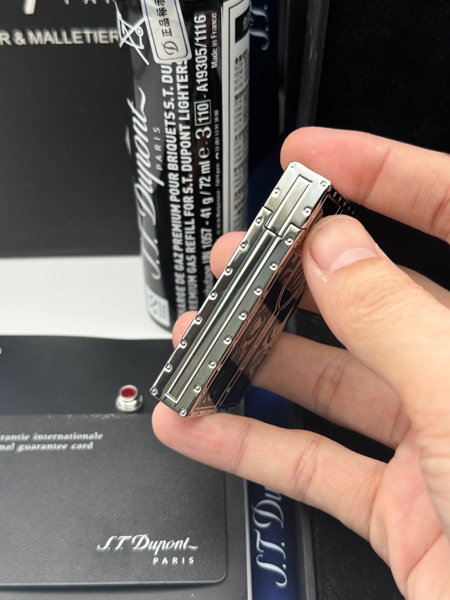 White Knight Limited Edition Soft Flame Lighter | Worldwide Limited to 1515 Pieces
