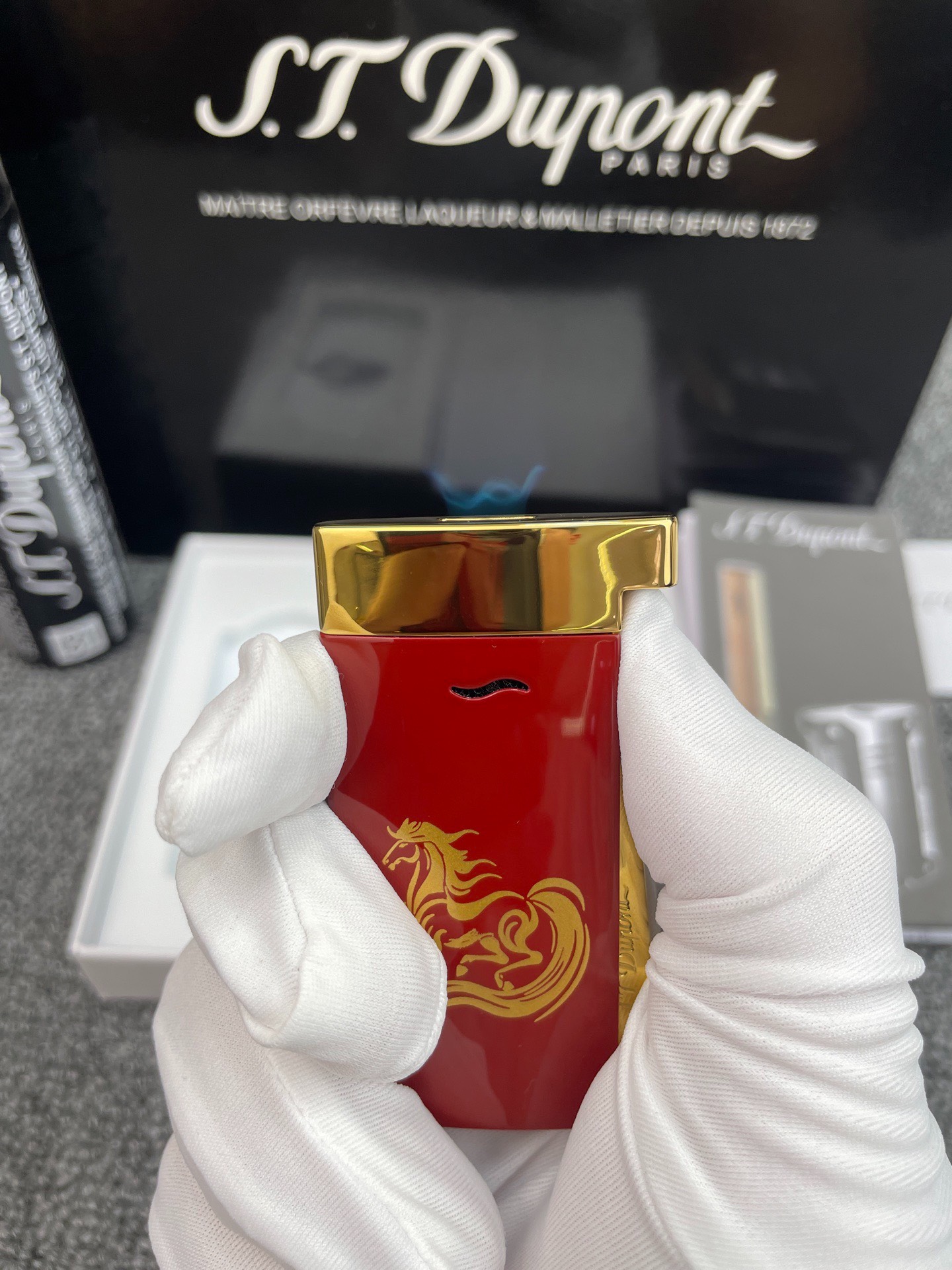 Slim 7 Ultra-Thin Butane Lighter Red & Gold Horse Edition | Luxury Pocket Lighter