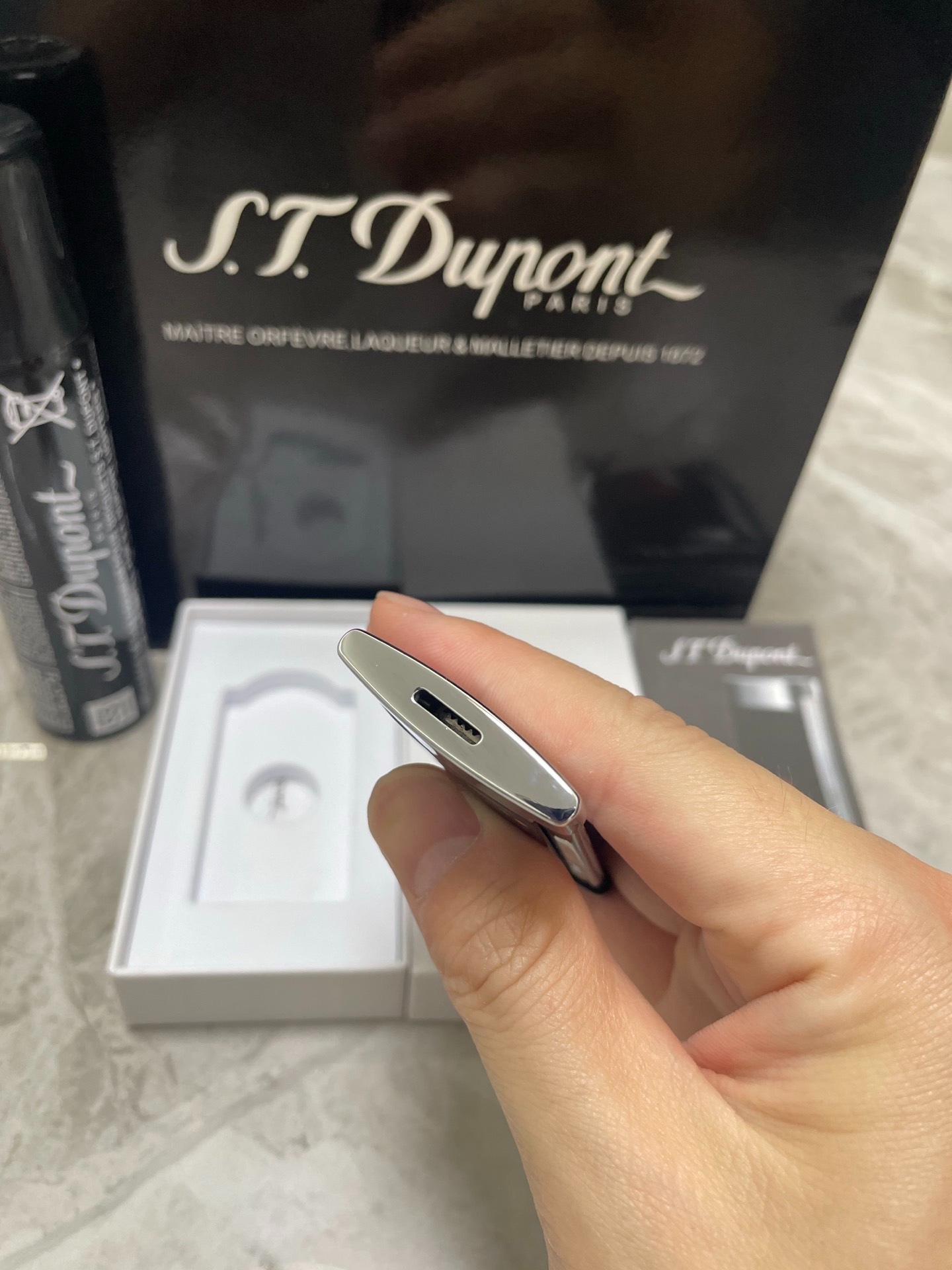 Slim 7 Neon Dragon Ultra-Thin Butane Lighter | Artistic Dragon Edition