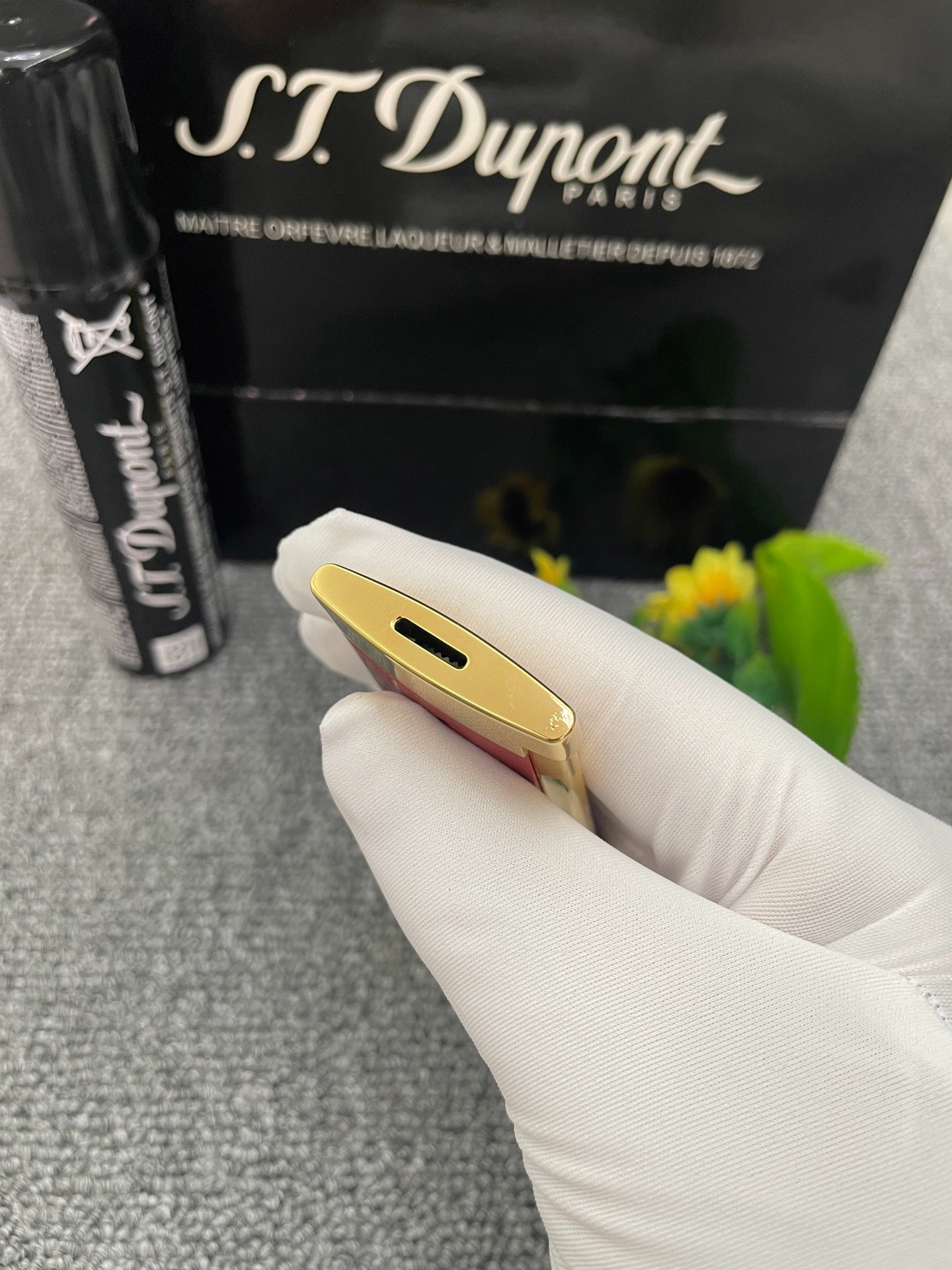 Slim 7 Red Gold Ultra-Thin Butane Lighter | Luxury Pocket Lighter