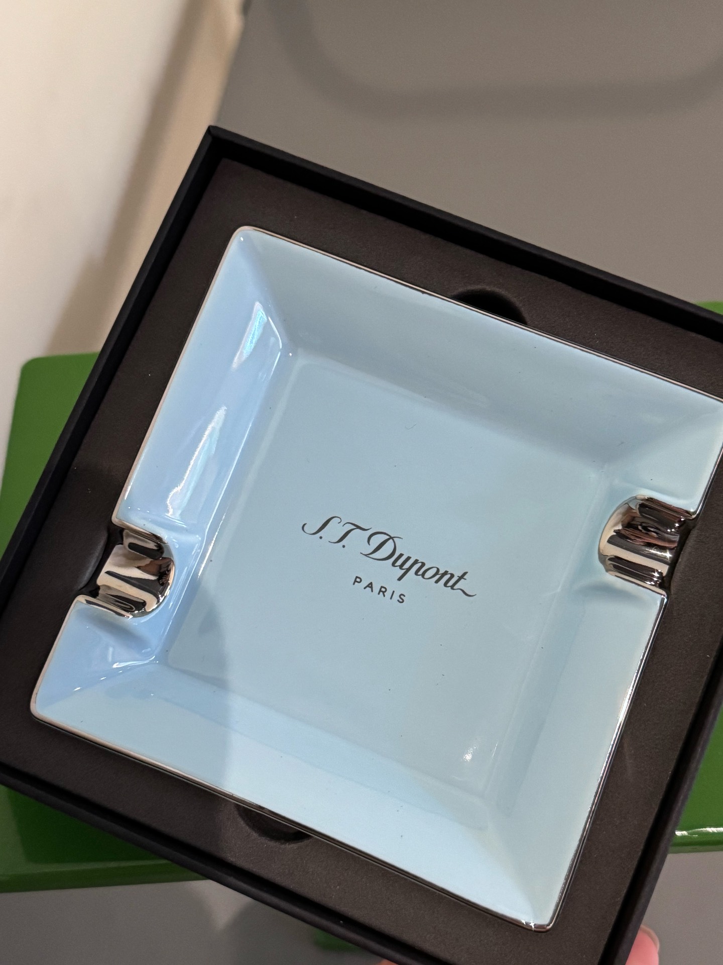 Paris Classic Ceramic Ashtray Gift Set | Luxury Dual-Rest Ashtray with Gift Box