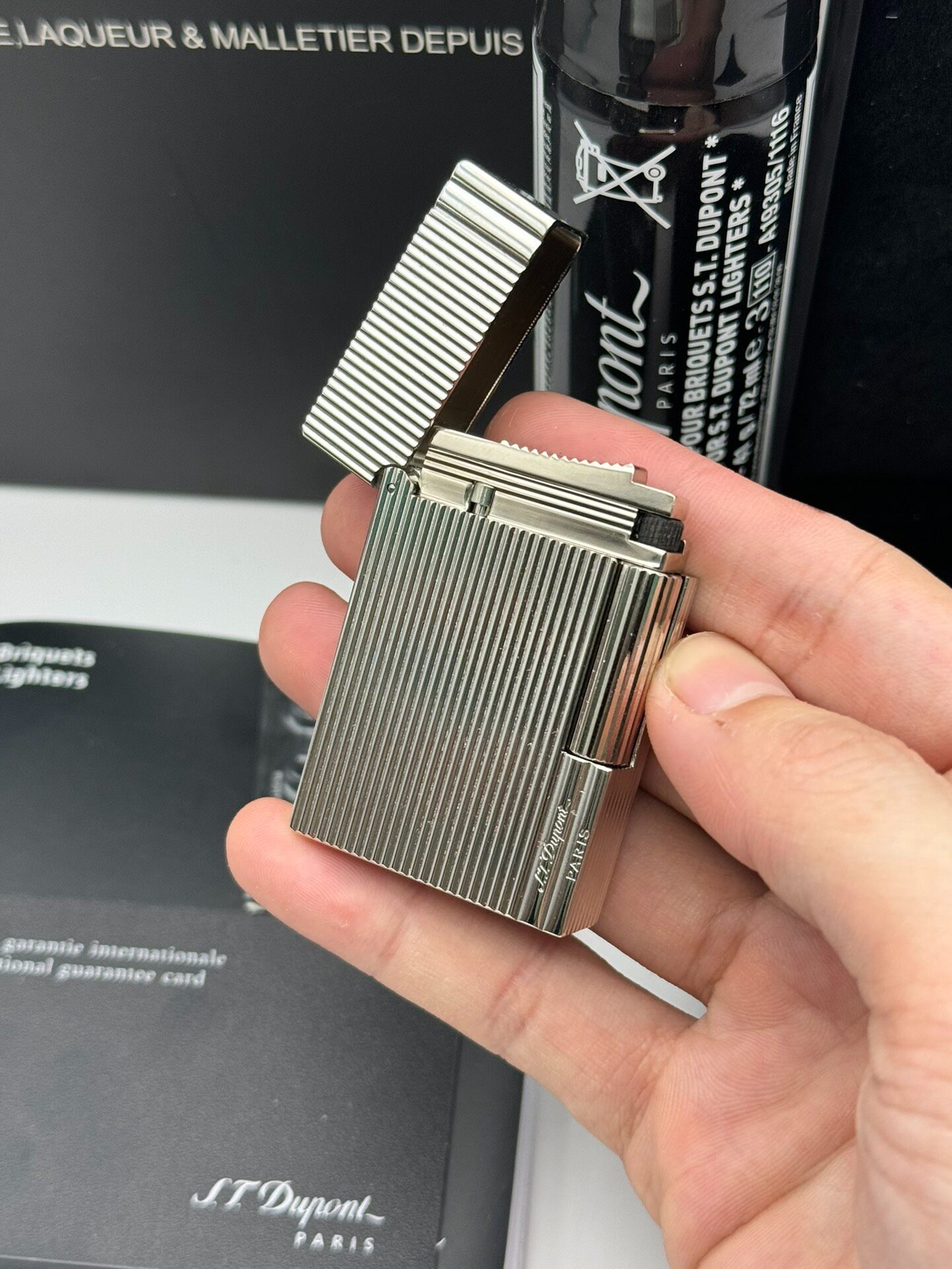 ST Dupont Ligne 2 Small Vertical Line Butane Lighter