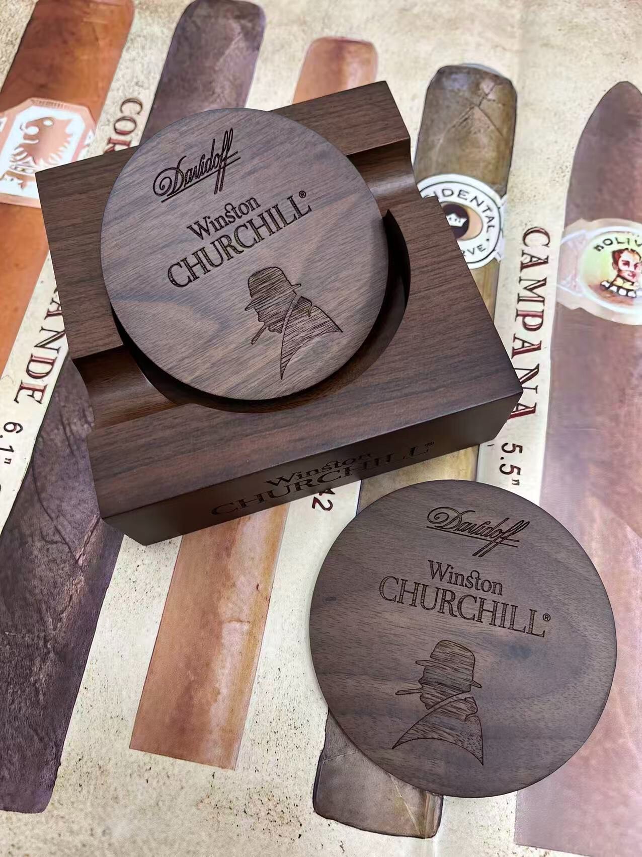 DF Winston Churchill Walnut Cigar Ashtray Set