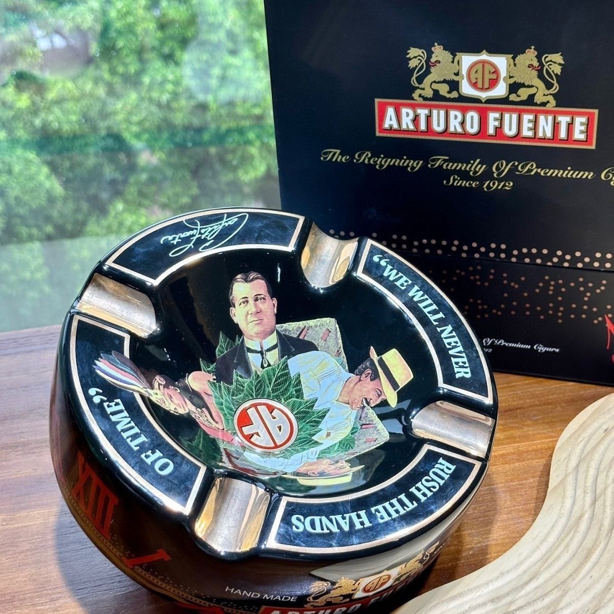 Arturo Fuente Casa Cuba Ceramic Cigar Ashtray – Special Limited Edition