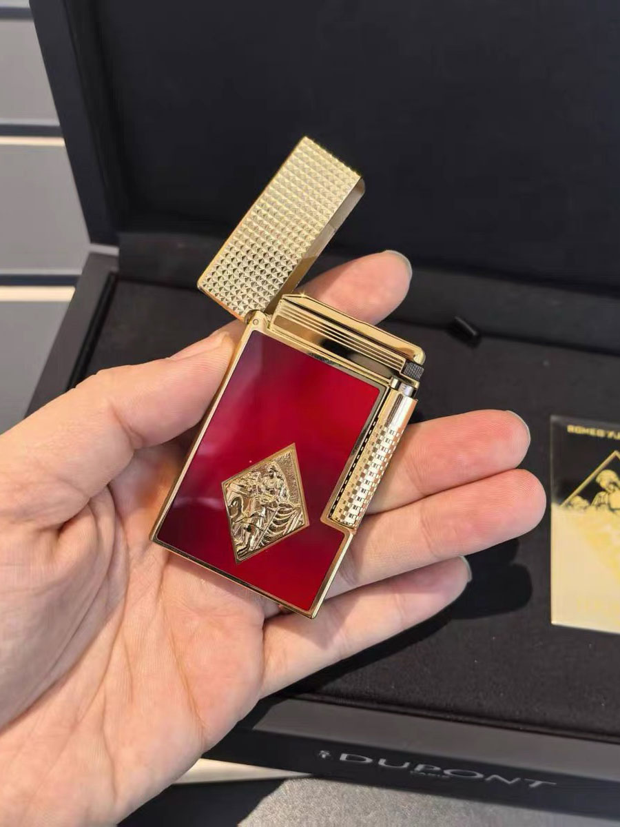 ST Dupont Romeo y Julieta 150th Anniversary Red Lacquer Dual Flame Lighter