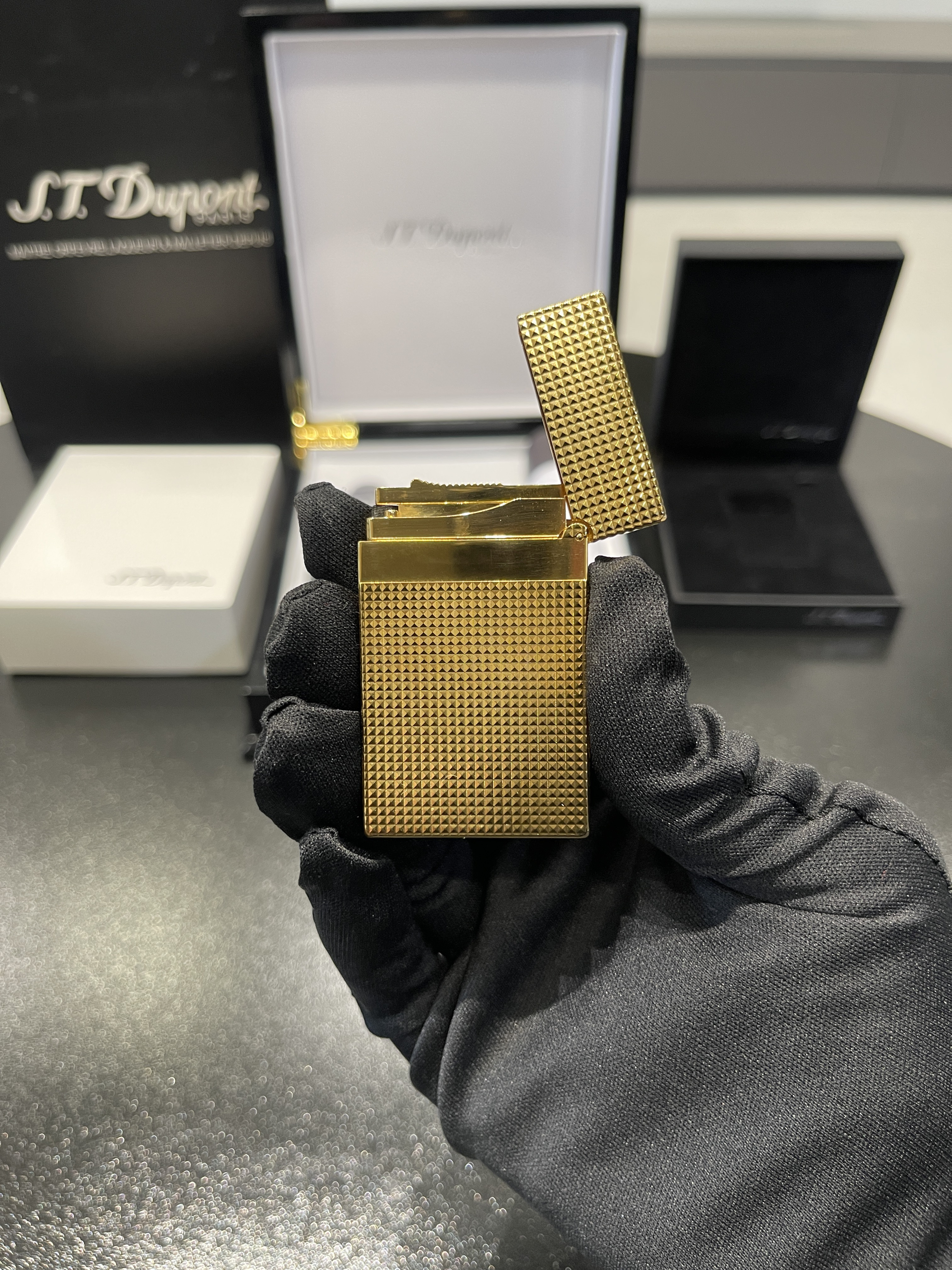 New Lattice Wide Edge S.T Dupont Ligne 2 Lighter #111