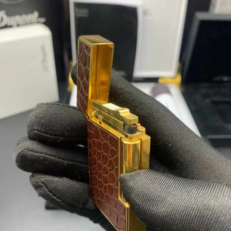 S.T. Dupont Le Grand Brown Crocodile Leather Lighter