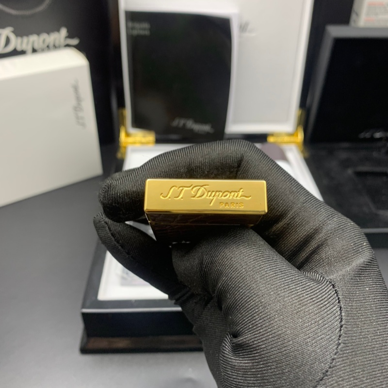S.T. Dupont Le Grand Brown Crocodile Leather Lighter