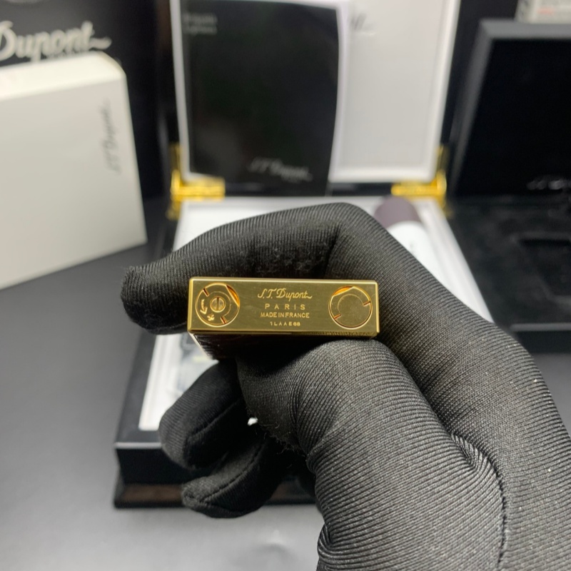 S.T. Dupont Le Grand Brown Crocodile Leather Lighter
