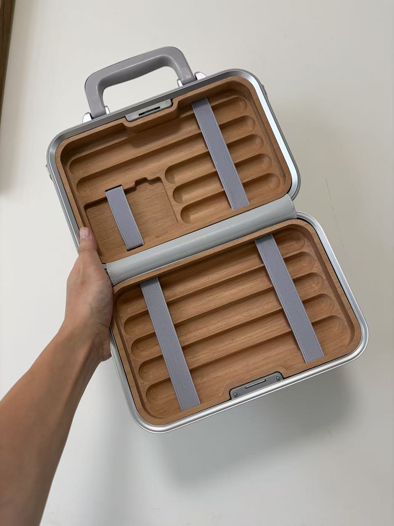 RMW Style Bag Aluminum Magnesium Carry Case Crossbody Travel Storage Box