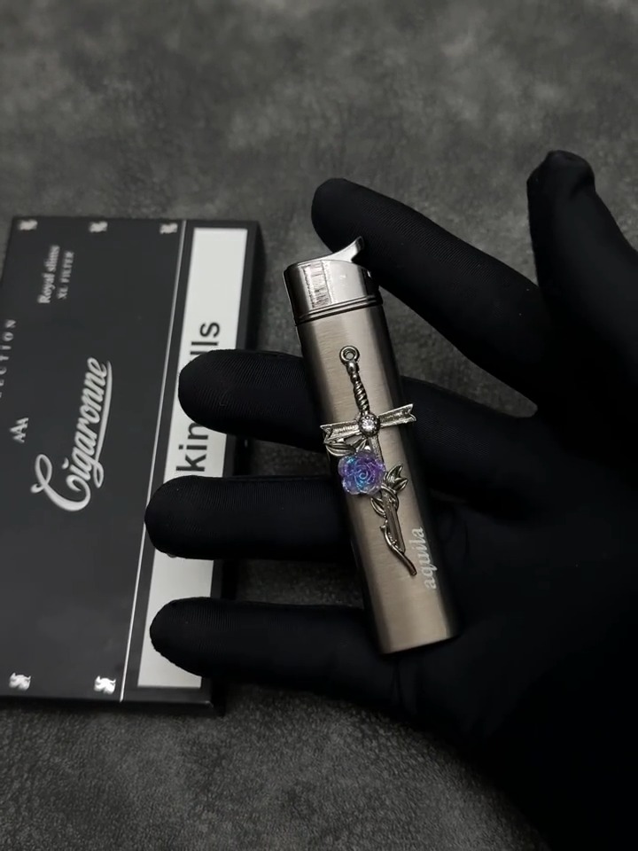 Cross Rose Gradient Flame Windproof Torch Lighter