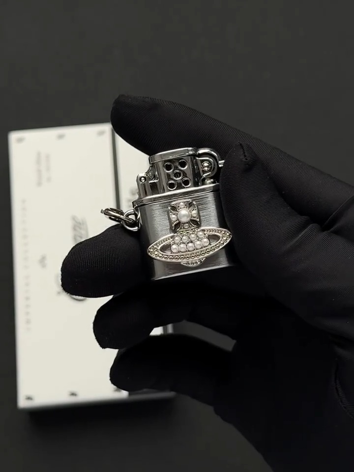 Pearl Planet Kerosene Lighter | Vintage Soft Flame Pocket Lighter
