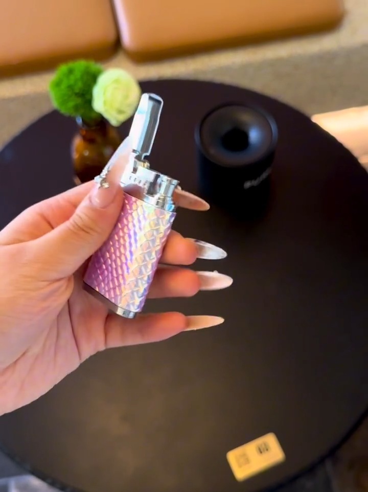 Iridescent Scale Pattern Windproof Torch Flame Lighter | Elegant Gift for Her