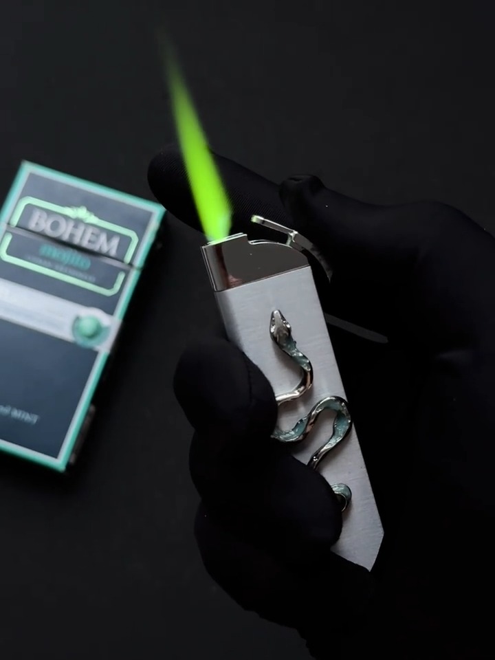Emerald Snake Gradient Flame Windproof Torch Lighter | Unique Gift