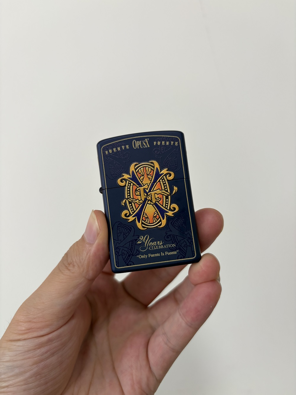 Fuente OpusX Switchable Soft Flame & Torch Flame Butane Lighter