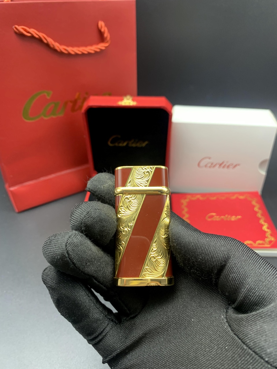 Cartier Lighter Luxury Red Lacquer Diagonal Pattern Butane Lighter