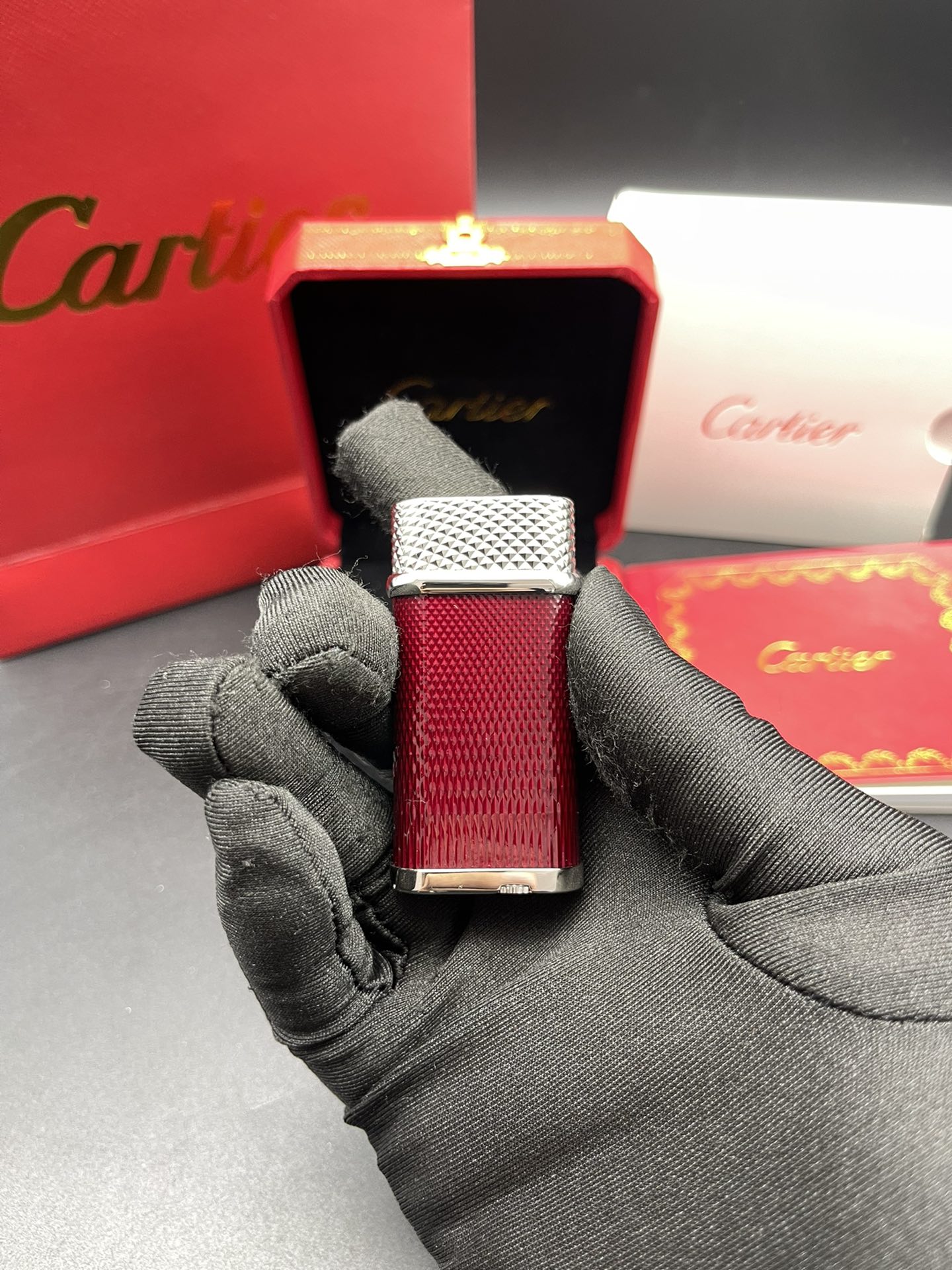 Cartier Lighter Luxury Red Diamond Pattern Butane Lighter | Silver Trim Gift Edition
