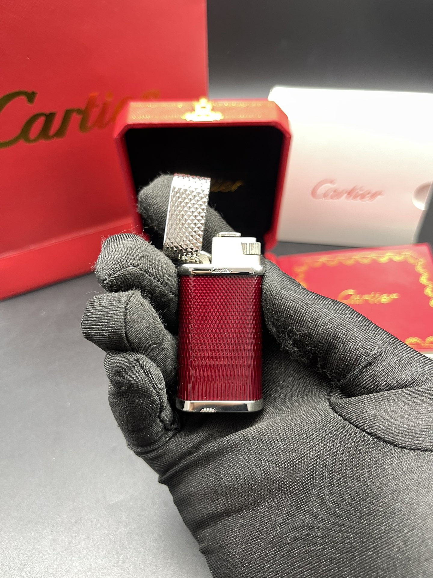 Cartier Lighter Luxury Red Diamond Pattern Butane Lighter | Silver Trim Gift Edition