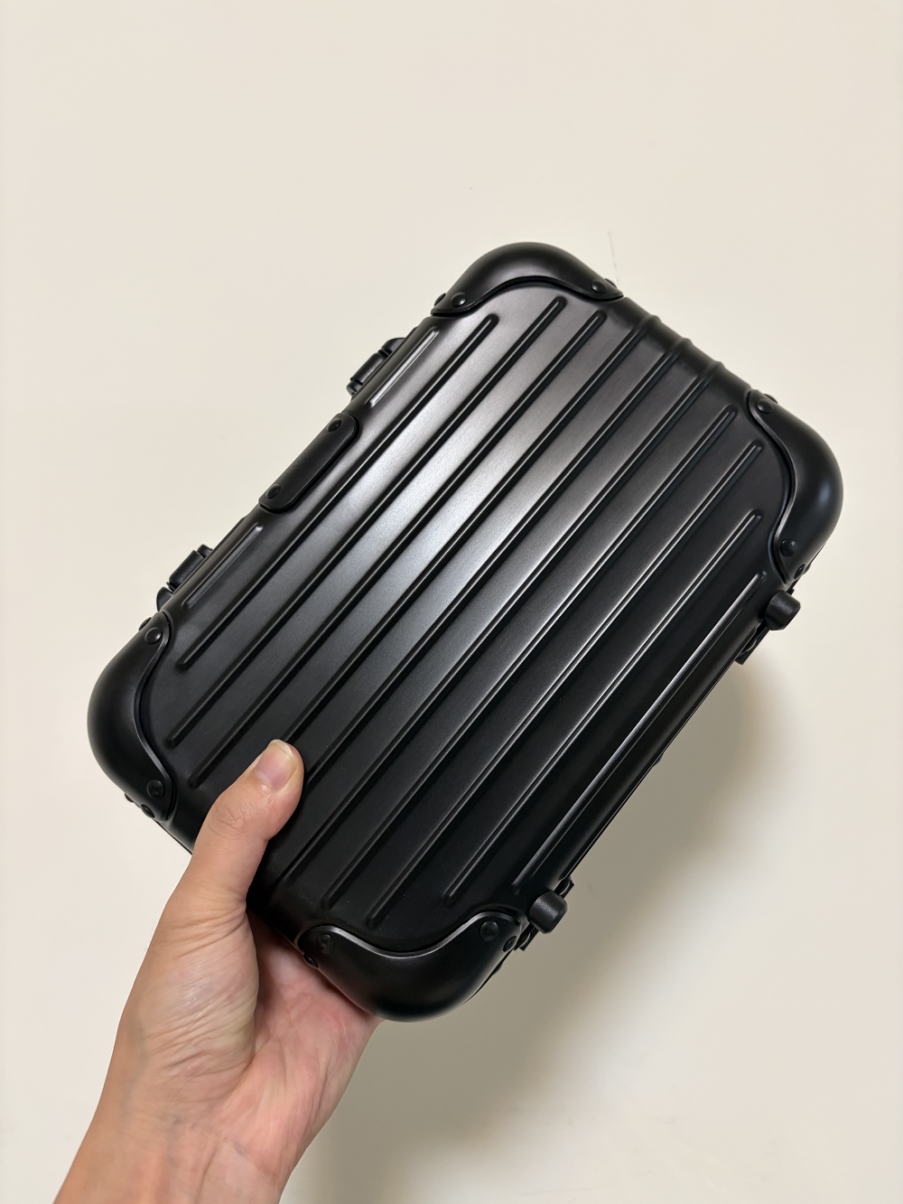 RMW Style Bag Aluminum Magnesium Carry Case Crossbody Travel Storage Box