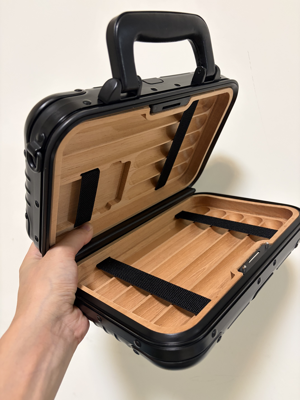 RMW Style Bag Aluminum Magnesium Carry Case Crossbody Travel Storage Box