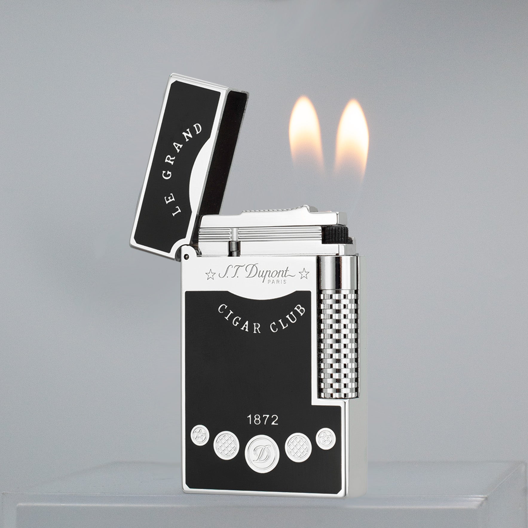 Double Flame S.T. Dupont Cohiba Club Edition Le Grand Ligne 2 Lighter - View 11