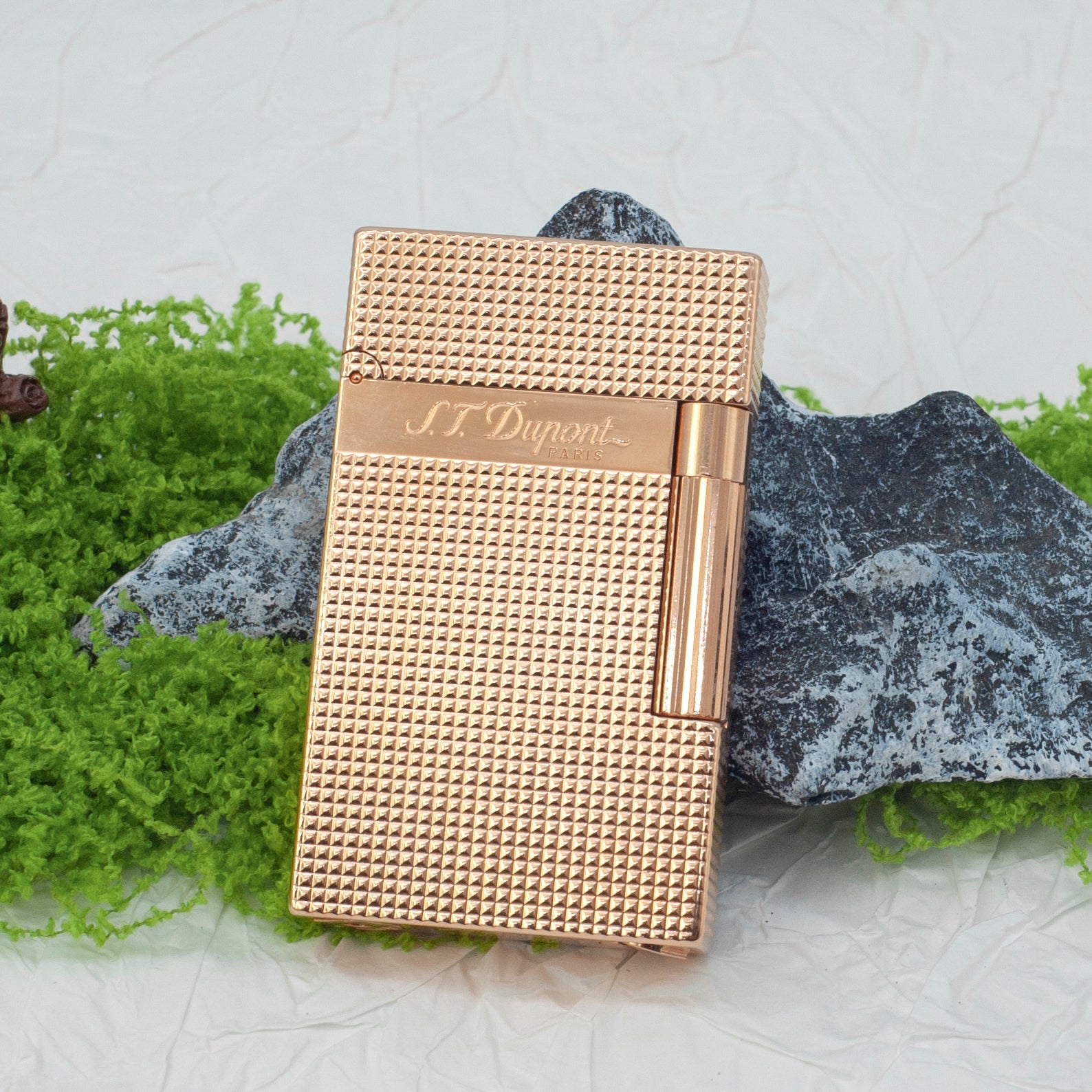 New Lattice Wide Edge S.T Dupont Ligne 2 Lighter - View 25