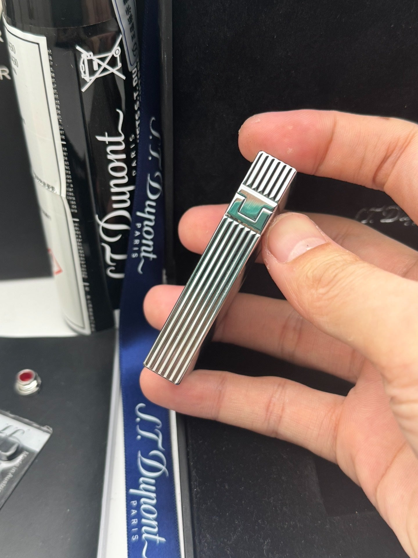 ST Dupont Ligne 2 Classic Silver Vertical Stripes Metal Lighter With Gift Box