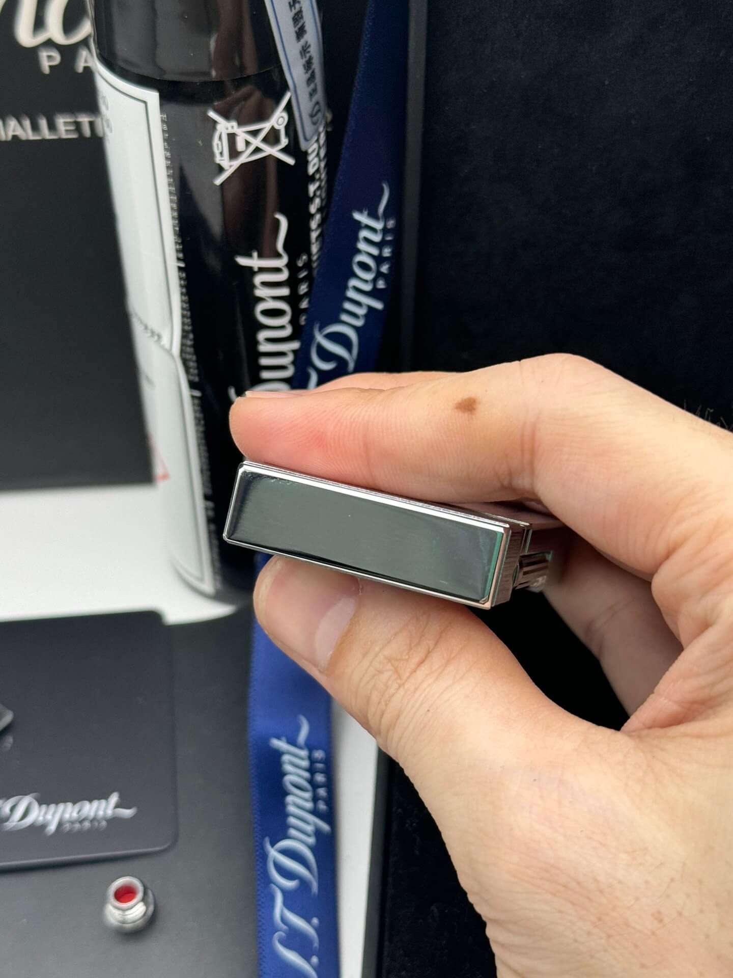 ST Dupont Ligne 2 Brushed Metal Lighter With Gift Box